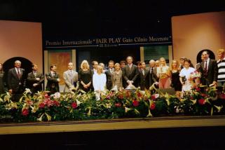1999