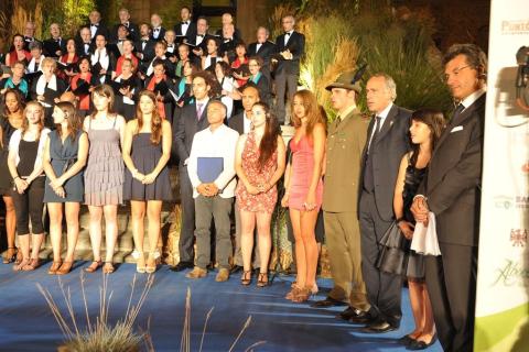 26.  Foto finale