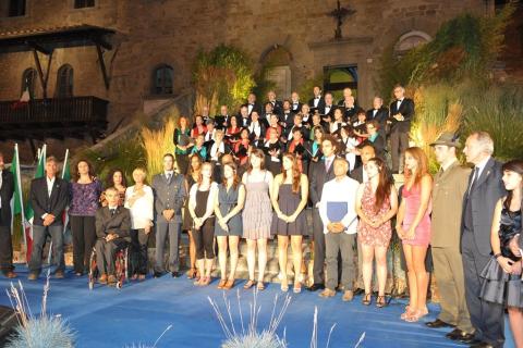 28.  Foto finale