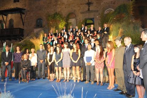 29.  Foto finale