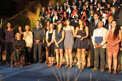 32.  Foto finale