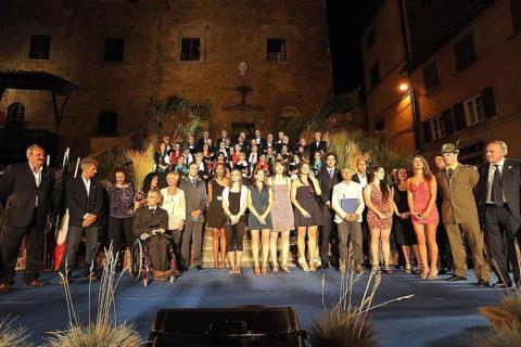 44. Foto finale