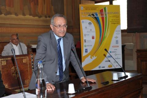 2012. Prof. Alpini saluto