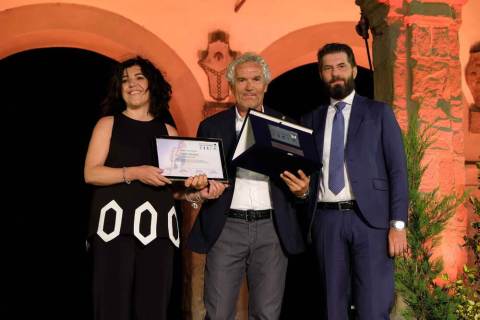 Donadoni   Premio Internazionale Fair Play Menarini 2022   Tiziana Nisini, Roberto Donadoni e Ennio Troiano