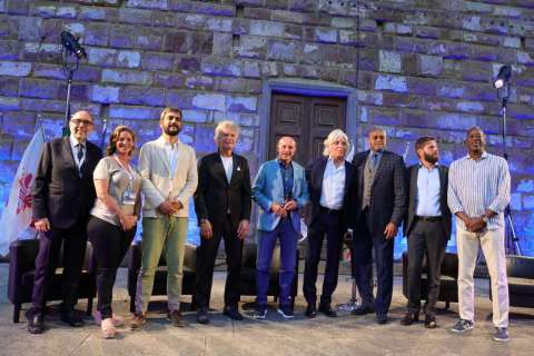 Antonello Biscini Valeria Speroni Cardi Cosimo Guccione Giancarlo Antognoni Arrigo Sacchi Ivan Zazzaroni Tommie Smith Ennio Troiano Edwin Moses