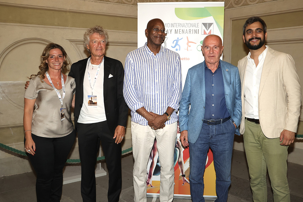PREMIO INTERNAZIONALE FAIR PLAY MENARINI, DOPO “I CAMPIONI SI RACCONTANO” CRESCE L’ATTESA PER LA CERIMONIA DI PREMIAZIONE PREMIO INTERNAZIONALE FAIR PLAY MENARINI, DOPO “I CAMPIONI SI RACCONTANO” CRESCE L’ATTESA PER LA CERIMONIA DI PREMIAZIONE